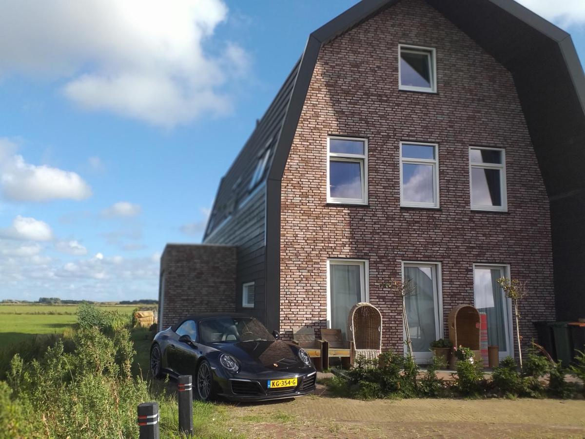 Oomes Huus Haestens And Koffie Den Hoorn  Zewnętrze zdjęcie